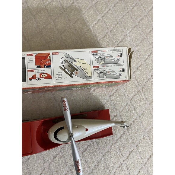 Coca Cola 2000 Holiday Helicopter Carrier/ 1962 Replica Helicopter  Box Included - Picture 16 of 16